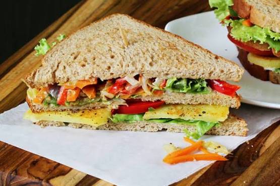 Veg Club  Sendwich 