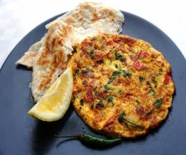 Chat Omelette  